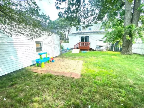 50 Monty Ave, Woonsocket, RI 02895 photo 5