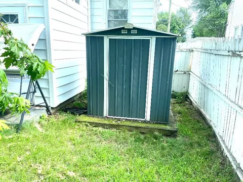 50 Monty Ave, Woonsocket, RI 02895 photo 6