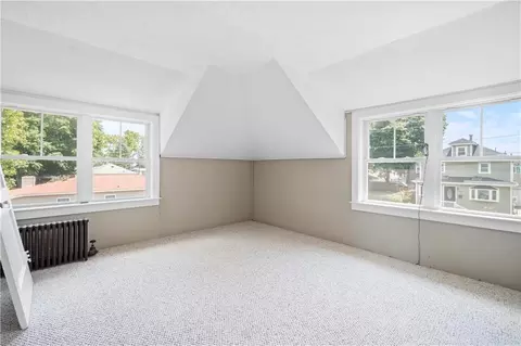 39 Fuller St, Warwick, RI 02889 photo 10