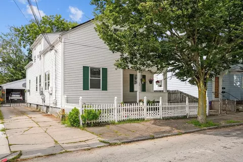 78 Lowell Ave, Providence, RI 02909