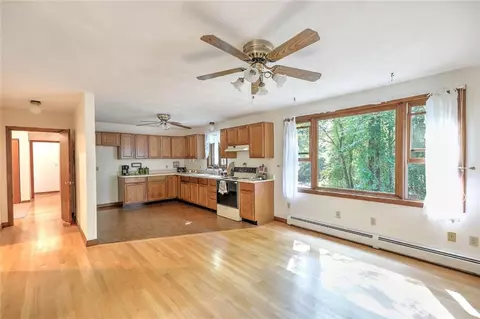 150 North Rd, Burrillville, RI 02859 photo 24