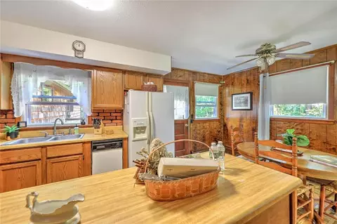 150 North Rd, Burrillville, RI 02859 photo 14