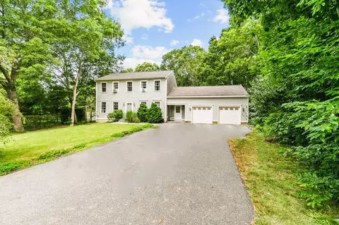 84 Tower Hill Rd, Tiverton, RI 02878