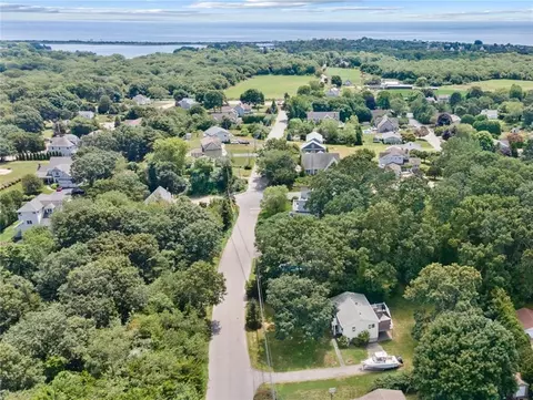 24 Quannacut Rd, Westerly, RI 02891 photo 22