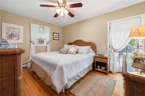 24 Quannacut Rd, Westerly, RI 02891 photo 8