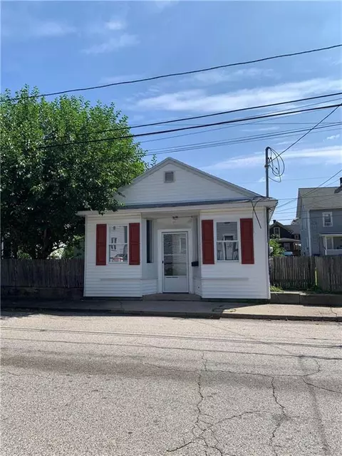 73 Pond St, West Warwick, RI 02893