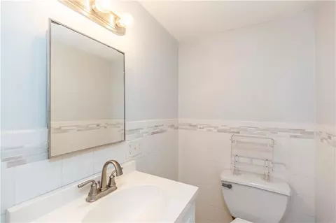 143 Spring Grove Rd, Glocester, RI 02814 photo 18