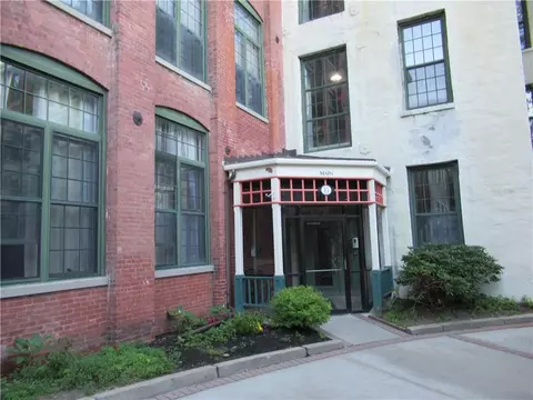 15 Higgins St #319, Smithfield, RI 02917