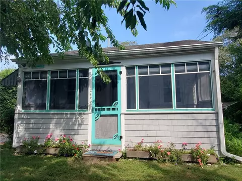 244 Charlestown Beach Rd, Charlestown, RI 02813