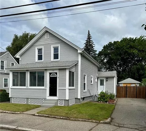 146 Darlingdale Ave, Pawtucket, RI 02861