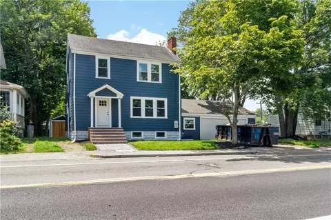 61 Wampanoag Trl, East Providence, RI 02915