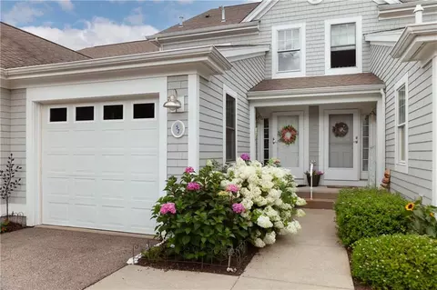 57 Topsail Dr, Tiverton, RI 02878