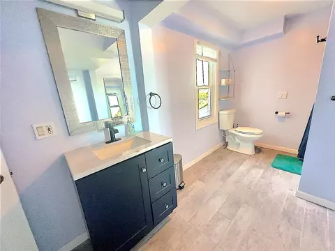 Bath - 38 Ogden Ave, Warwick, RI 02889 photo 6 of 9