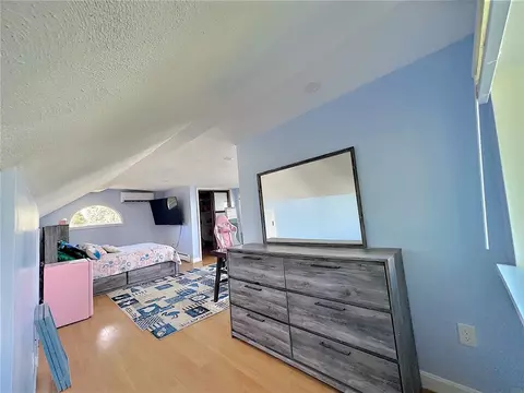 Bedroom - 38 Ogden Ave, Warwick, RI 02889 photo 3 of 5