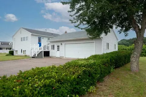 1 Sandy Ln, Westerly, RI 02891 photo 3