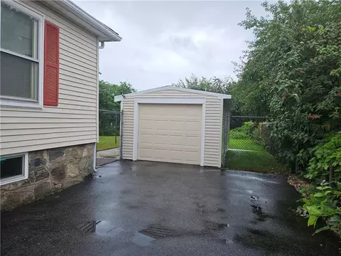 63 Fulton St, Woonsocket, RI 02895 photo 3