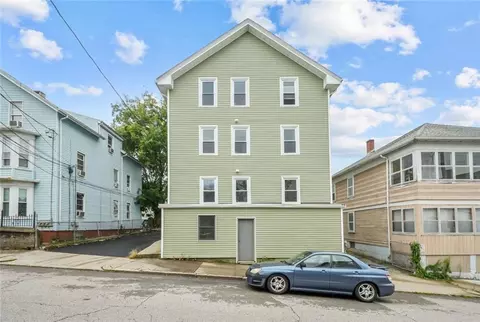 728 Pine St, Central Falls, RI 02863