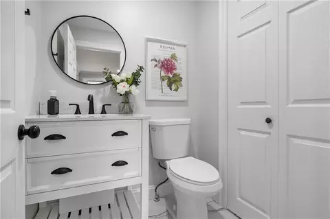 29 Zenon St, Burrillville, RI 02839 photo 11