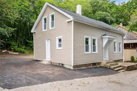 29 Zenon St, Burrillville, RI 02839 photo 19