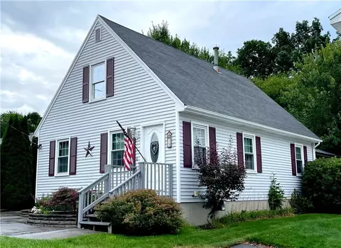 12 Morning Glory Rd, Cumberland, RI 02864