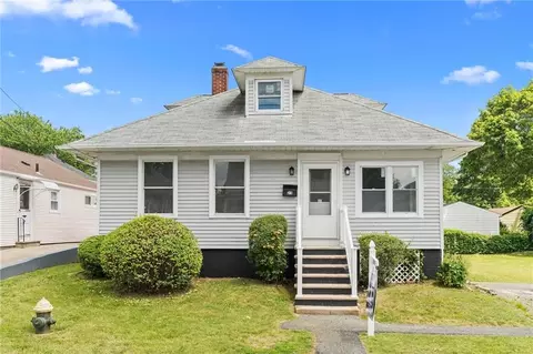25 Lookout Ave, North Providence, RI 02911