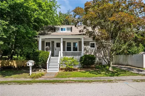 11 Atlantic Ave, Warwick, RI 02888