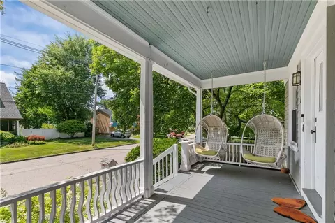 11 Atlantic Ave, Warwick, RI 02888 photo 4