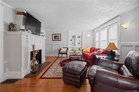 2 Brook St, Smithfield, RI 02917 photo 5