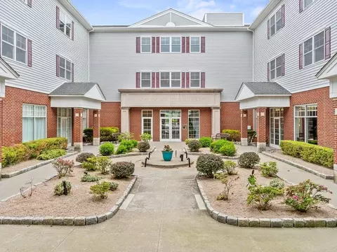 114 Granite St #311, Westerly, RI 02891