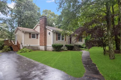 602 Child St, Warren, RI 02885
