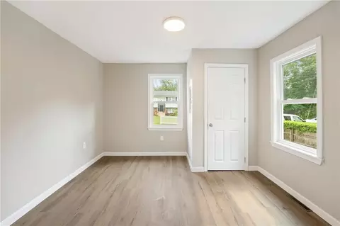 66 Roy Ave, Woonsocket, RI 02895 photo 5
