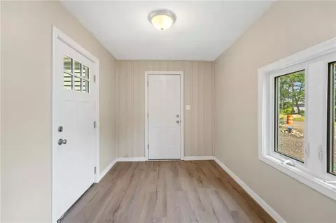 66 Roy Ave, Woonsocket, RI 02895 photo 8