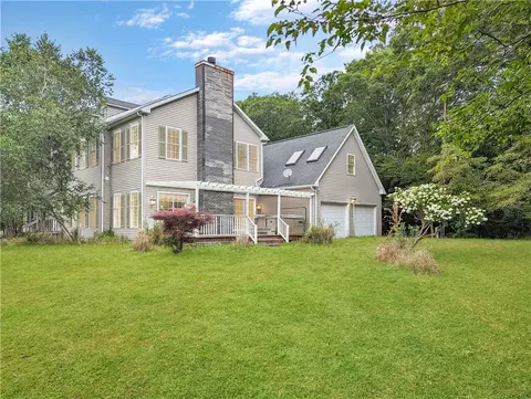 223 John Dyer Rd, Little Compton, RI 02837 photo 2
