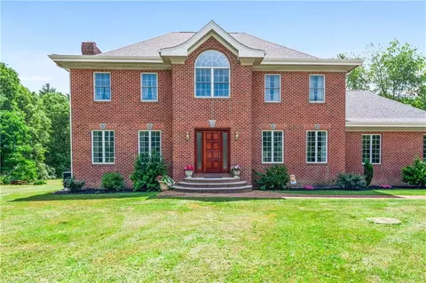 47 Baker St, Rehoboth, MA 02769