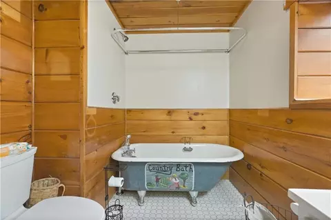 2150 Putnam Pike, Glocester, RI 02814 photo 21