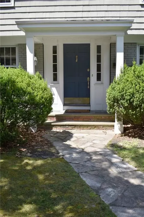 155 Hedgerow Dr, Warwick, RI 02886 photo 4