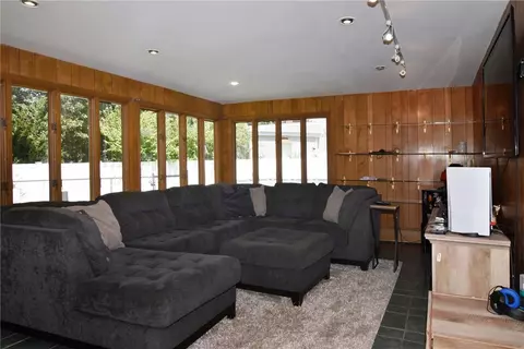 155 Hedgerow Dr, Warwick, RI 02886 photo 24