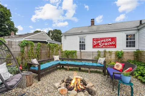 202 Maplecrest Dr, Pawtucket, RI 02861 photo 27