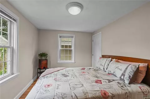 202 Maplecrest Dr, Pawtucket, RI 02861 photo 15
