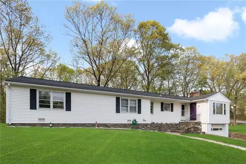 36 Eaton St, Cumberland, RI 02864