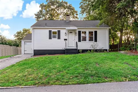 95 Newfield Ave, Warwick, RI 02888