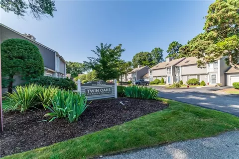 161 W Shore Rd #B11, Warwick, RI 02889