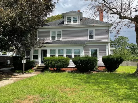 500 Bullocks Point Ave, Riverside, RI 02915