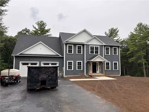 59 Club House Rd, Coventry, RI 02816