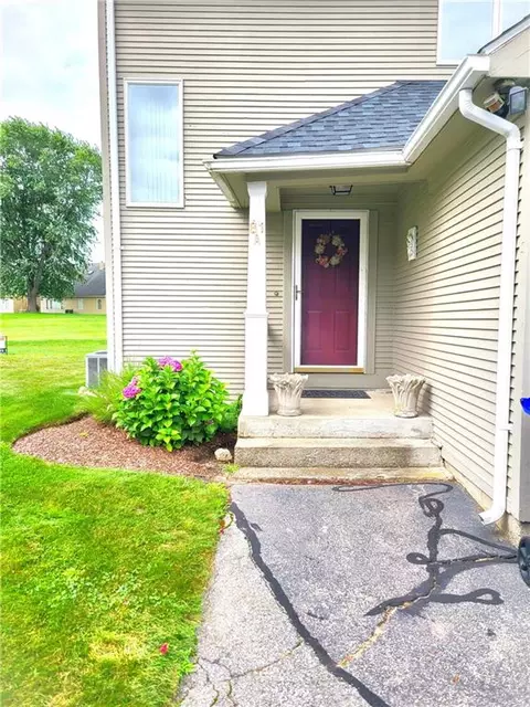 81 Valley Green Ct #A, North Providence, RI 02904