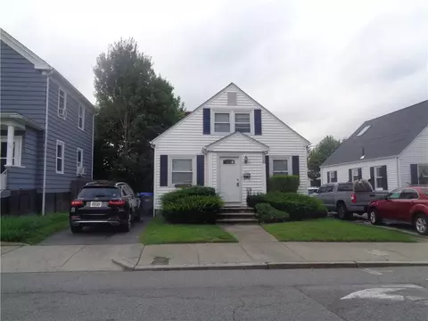 374 Sharon St, Providence, RI 02908
