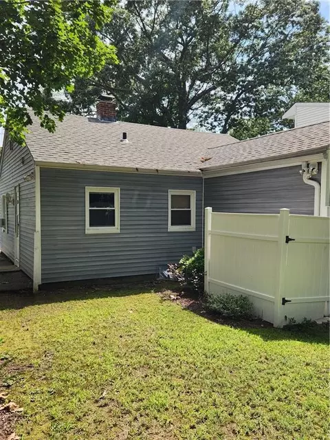 93 Pine Crest Dr, East Providence, RI 02915 photo 7