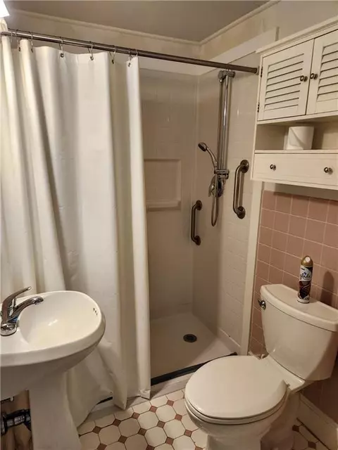 93 Pine Crest Dr, East Providence, RI 02915 photo 17