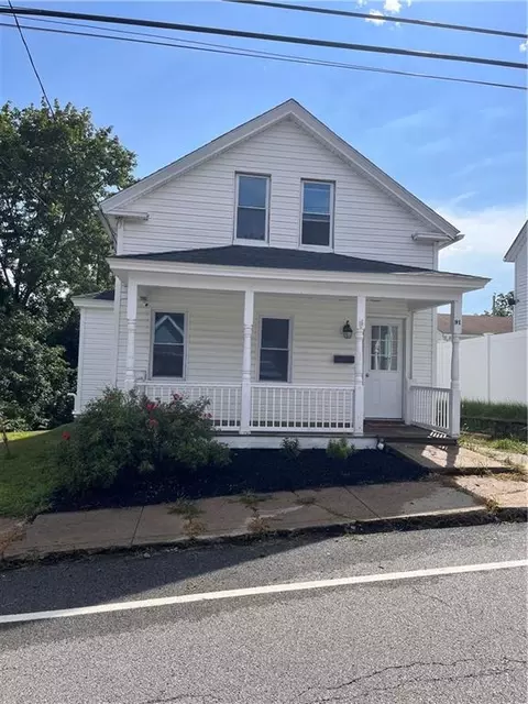 91 Read Ave, Coventry, RI 02816