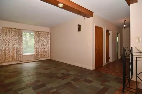 358 Main Rd, Tiverton, RI 02878 photo 16